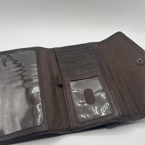 Fossil Leather Wallet - Picture 5 of 5